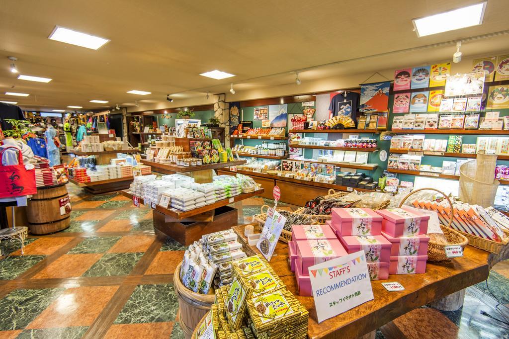 白马摩米农垦酒店 白马村